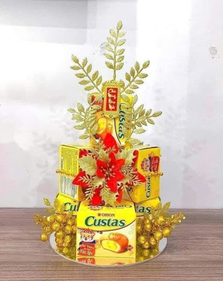 SÉT TRANG TRÍ THÁP BÁNH, BIA TẾT